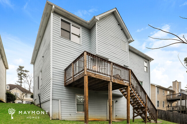 Building Photo - Spacious 4-Bedroom Home