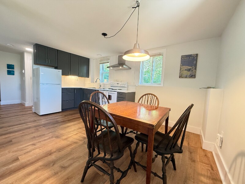 Building Photo - 74 Battle Ave