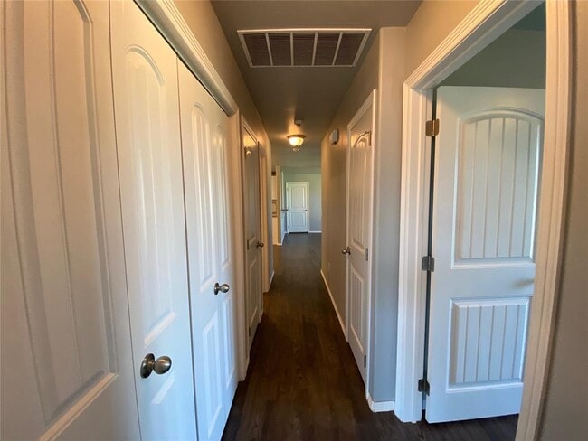 Building Photo - 491 Washington Ave NW