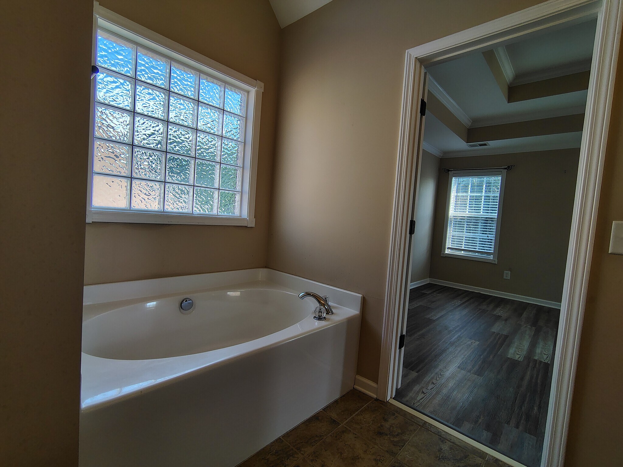 Building Photo - 110 Ruland Cir