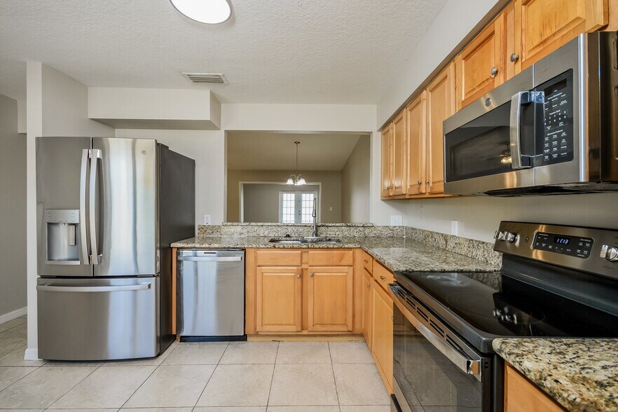 Building Photo - 501 Maricopa Dr