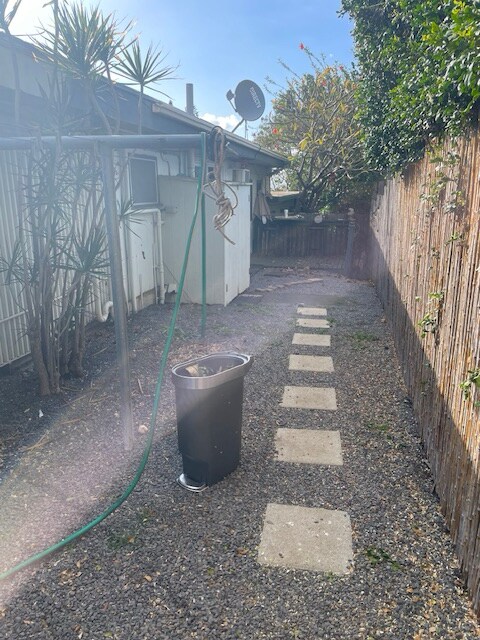 Building Photo - 264 Elilani St