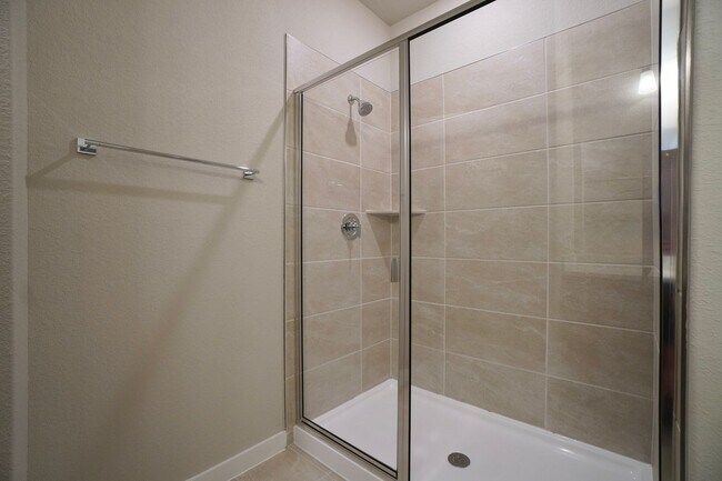 Building Photo - 136 Greinert Dr