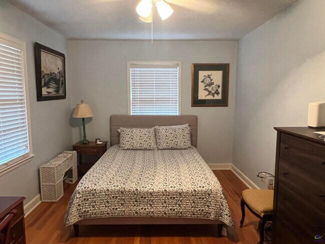 Building Photo - 145 Holmes Ave