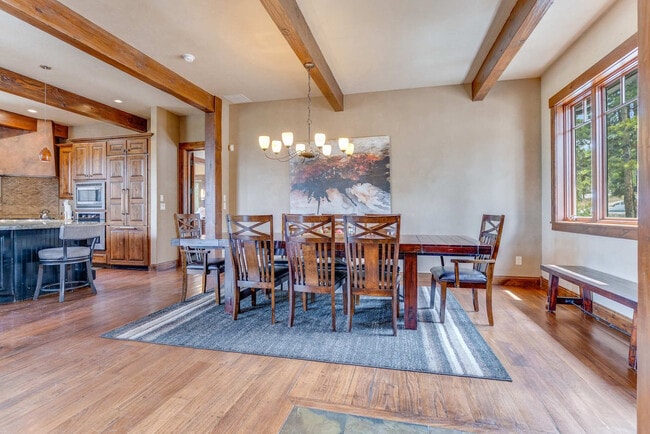 Building Photo - 108 Campion Trail