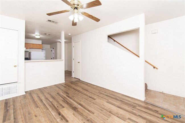 Building Photo - 4408 Deek Dr