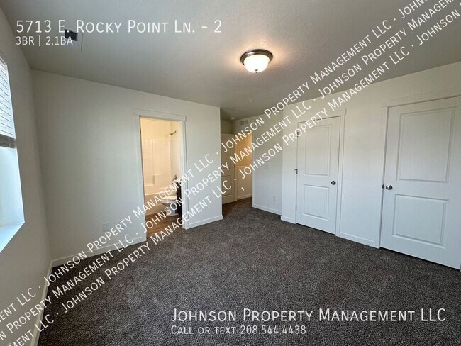 Building Photo - 5713 E Rock Ct