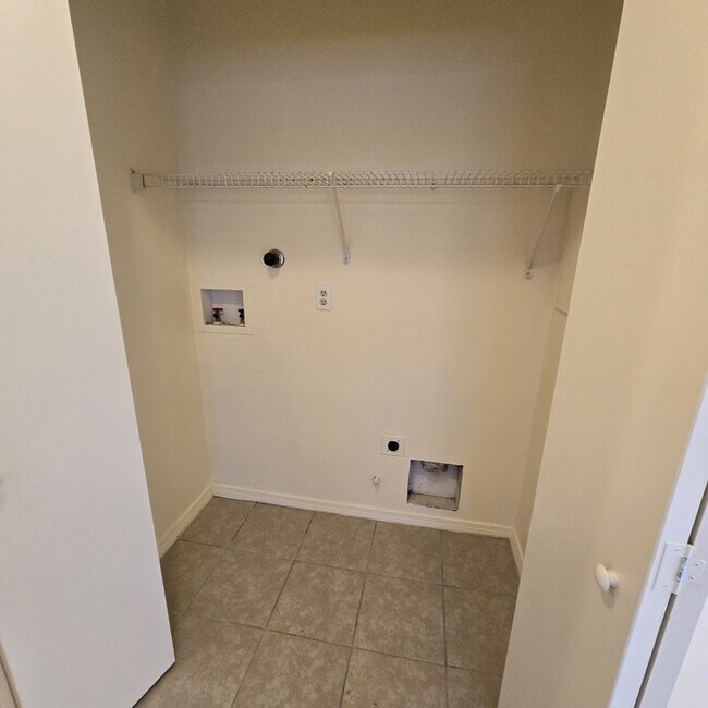 Building Photo - 1489 Gadwall Rd NE