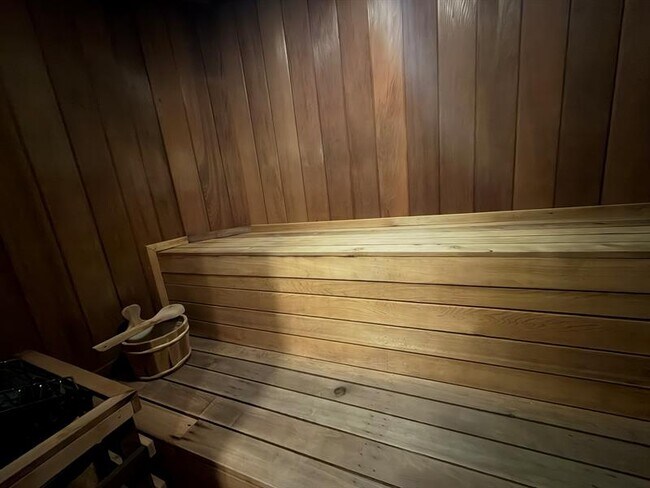 Building Photo - 1340 S Ocean Blvd