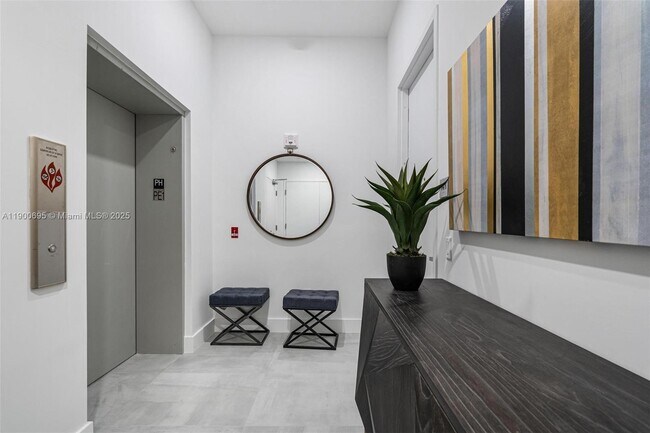 Building Photo - 17550 Collins Ave