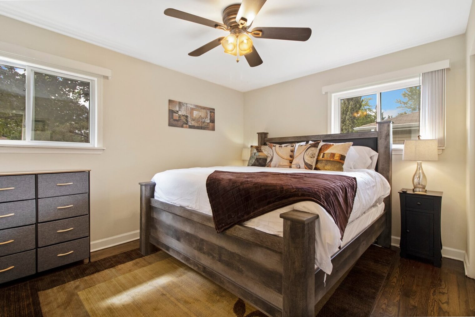 Building Photo - 9424 Sumac Rd