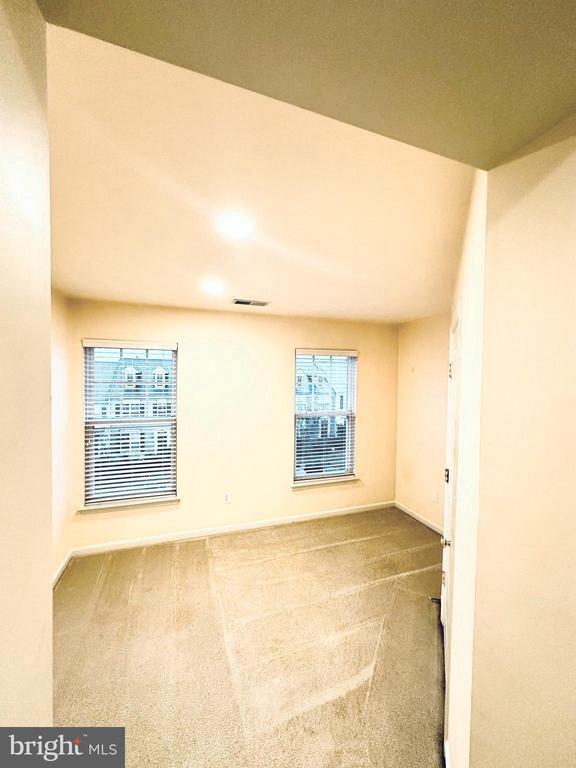 Building Photo - 9032 Ribbon Falls Loop