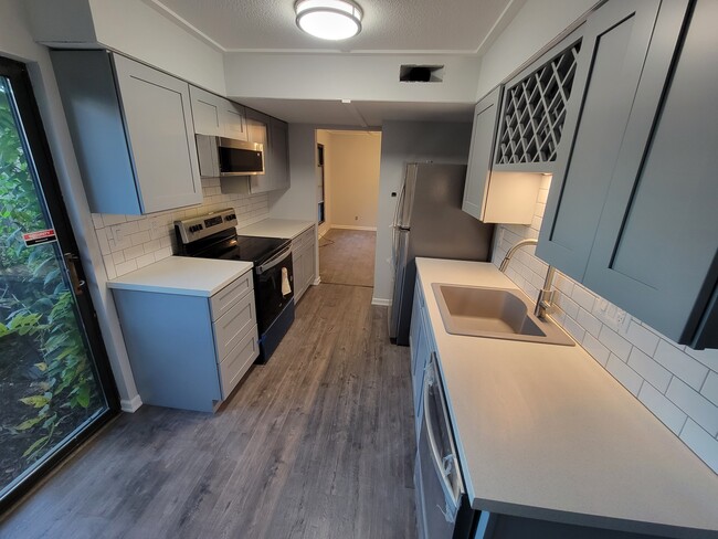 Building Photo - 154 Chatterbird Dr