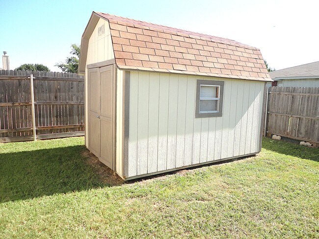 Building Photo - 6421 Jennie Ln