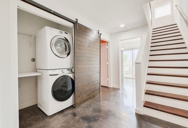 Building Photo - Immaculate 2-Story Urban Loft Townhome wit...