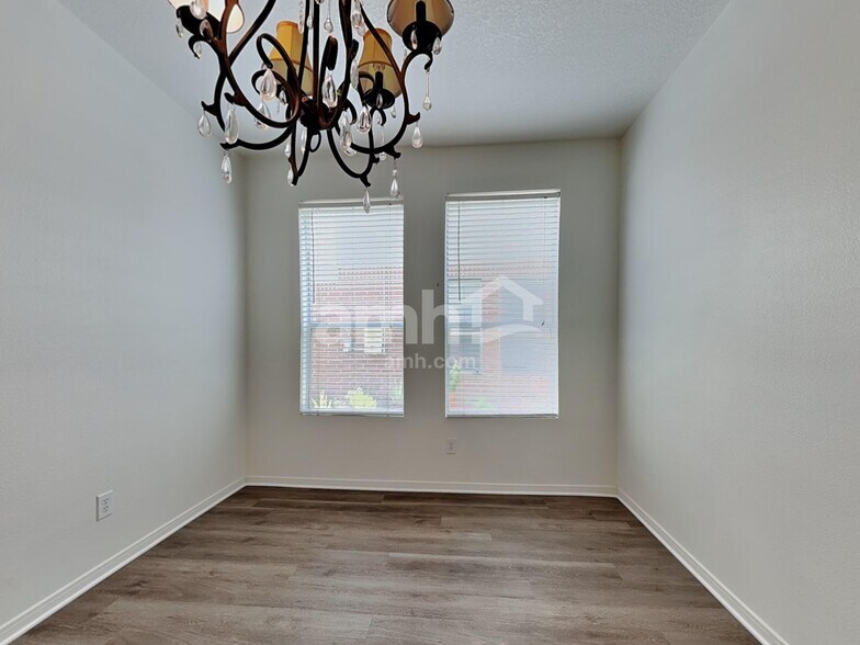 Building Photo - 15515 Elm Leaf Pl