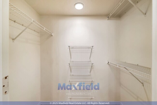 Building Photo - $1000 Off! Stoney Brook Condos Unit #2 - 2BD - 2BTH 1GAR