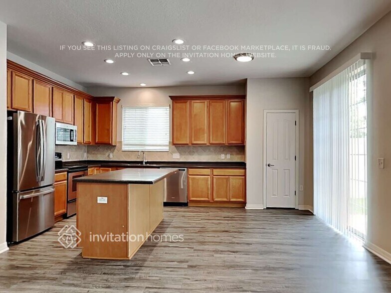 Building Photo - 3450 Tarbolton Way