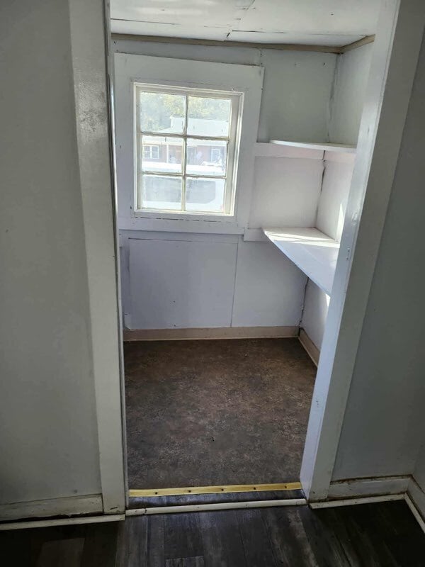 Building Photo - 2 Bedrooms 1 Bathroom