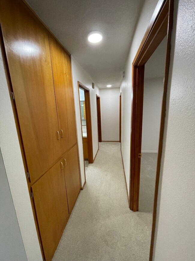 Building Photo - 72nd Ave. Property