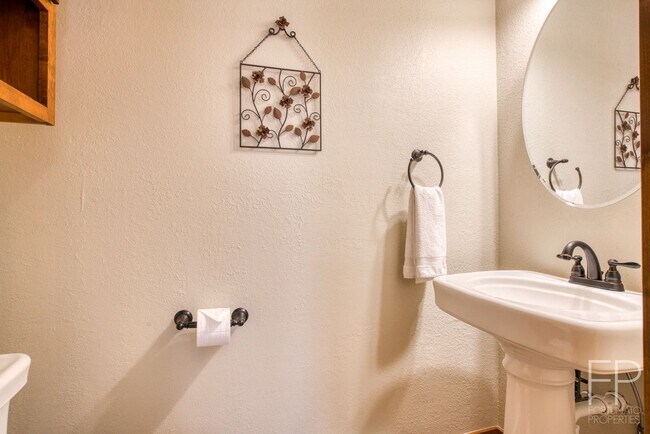 Building Photo - Breck 3-bedroom home with views! Year leas...