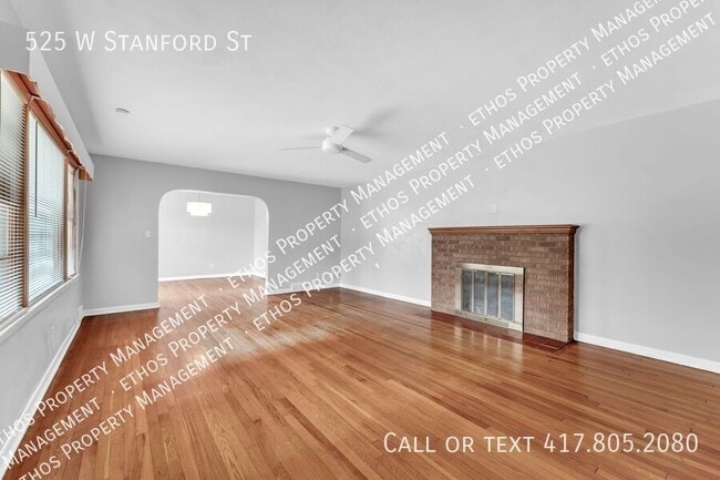 Building Photo - 525 W Stanford St