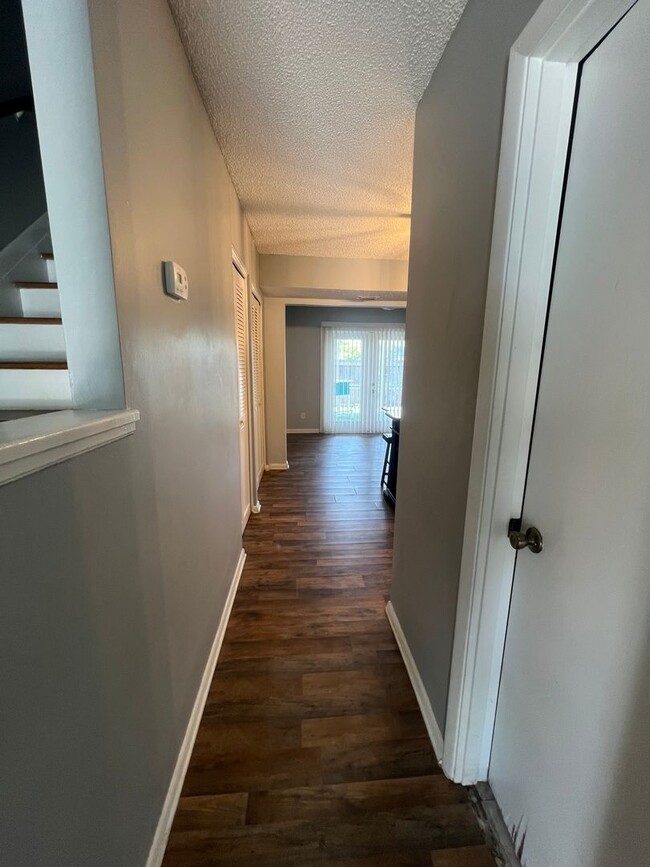 Building Photo - Updated Sanford Condo with Private Patio & Community Pool Near Downtown!