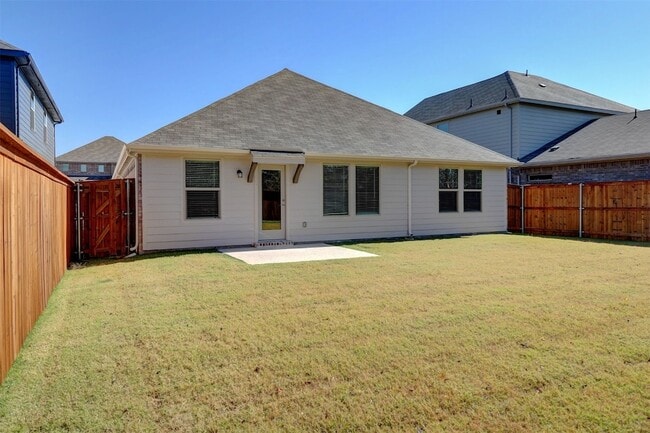 Building Photo - 3410 Pat Mayse Dr