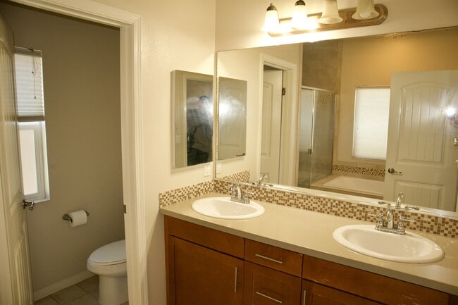 Building Photo - 20615 Amie Ave