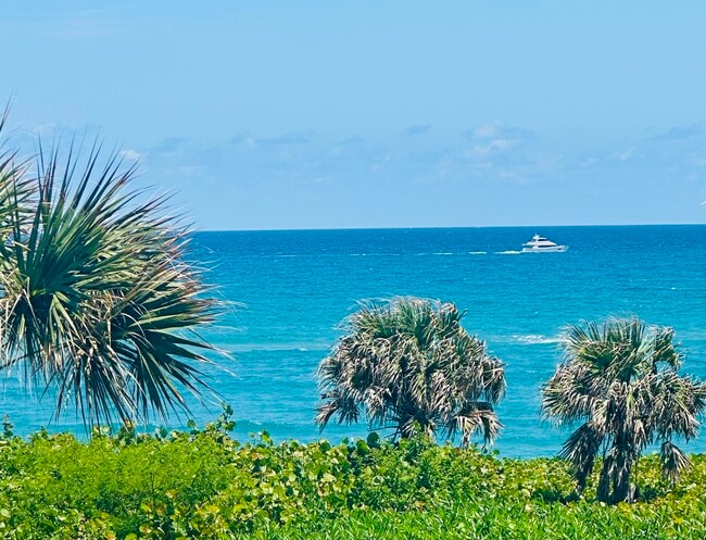 Building Photo - 420 Celestial Way