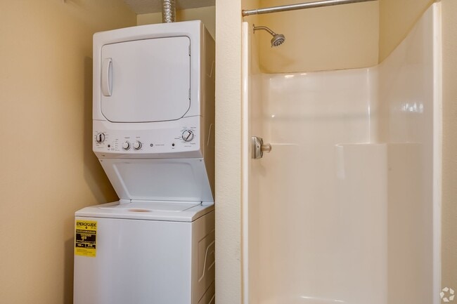 Building Photo - Modern 2-Bed/2-Bath Condo Style Apartments Available 2/15!