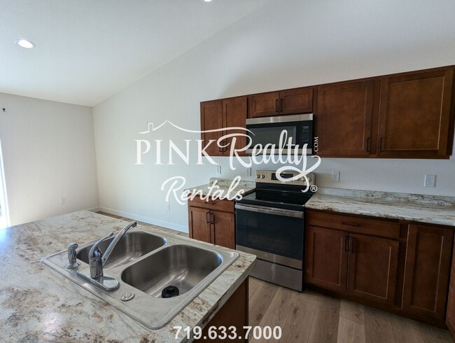 Building Photo - 284 W Kyle Dr