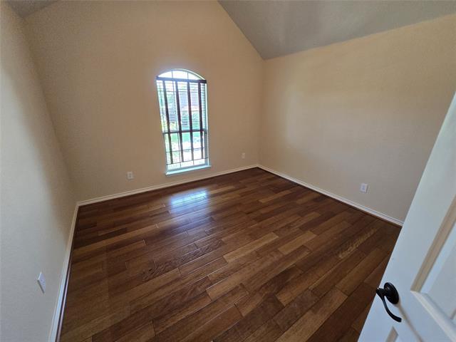 Building Photo - 1437 Tudor Dr