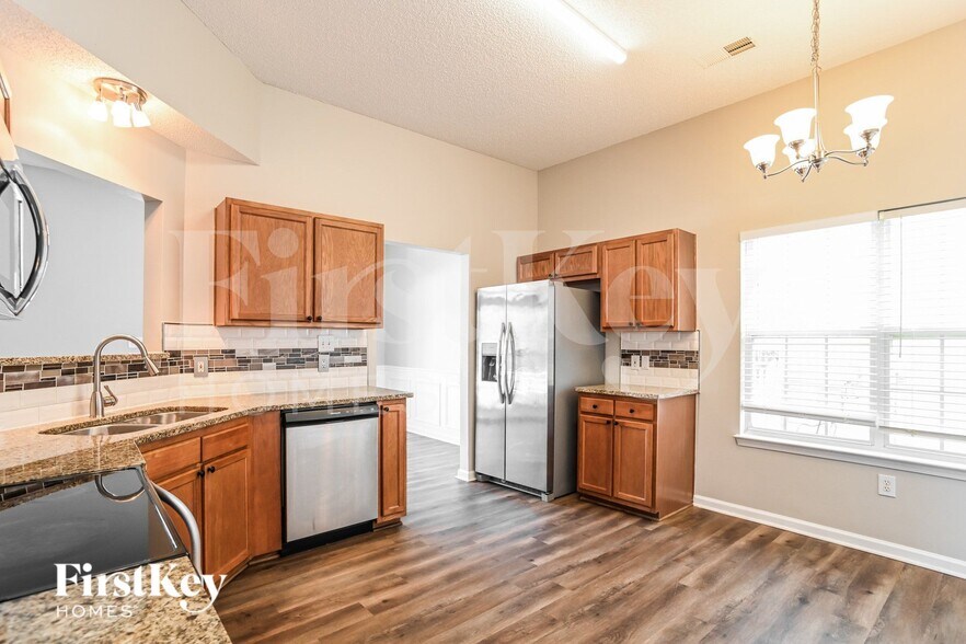 Building Photo - 7111 Smithton Ln