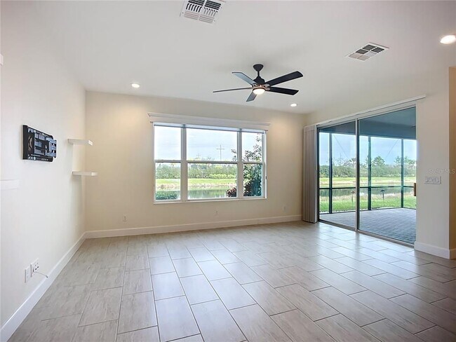 Building Photo - 15459 Santa Pola Dr