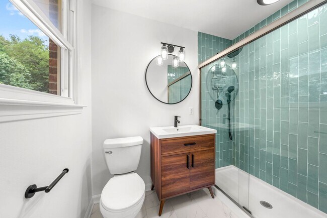Building Photo - Pet Friendly Three Bedroom with Basement!