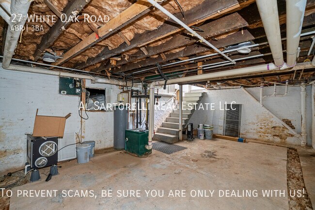 Building Photo - 27 White Oak Rd