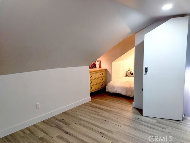 Building Photo - 31083 All View Dr