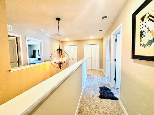 Building Photo - Beautiful New Construction Townhome in Pri...