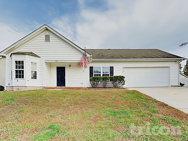 Building Photo - 107 Everett Park Dr