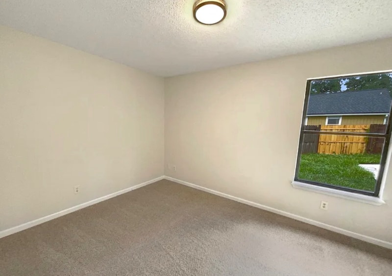 Building Photo - 2060 Tickford St