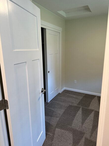 Bedroom - 6704 Summerset Dr SE