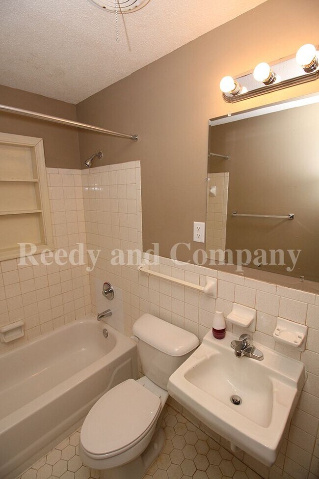 Building Photo - 3777 McCain Rd
