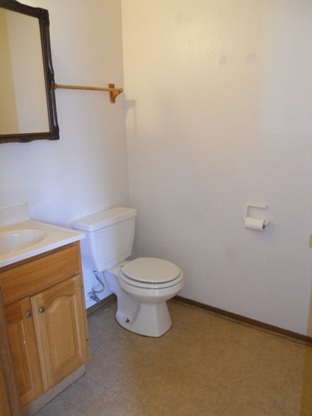 Building Photo - 9413 W Bradley Rd