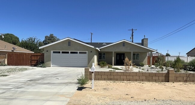 Primary Photo - Gorgeous New Construction!