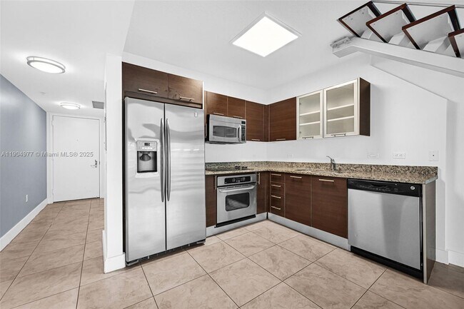 Building Photo - 41 SE 5th St