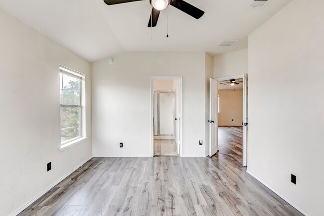Building Photo - 4411 Causeway Ct