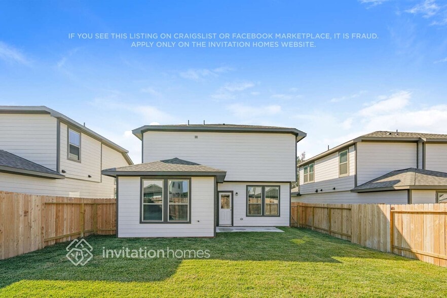 Building Photo - 5707 Daphne Dr