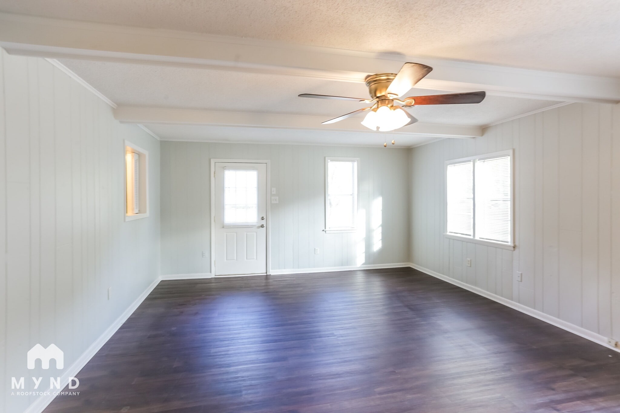 Building Photo - 2975 Fairlane Dr