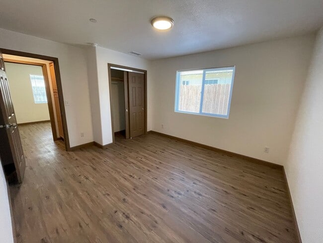 Building Photo - New 4bd/2b ADU in North East Lompoc!